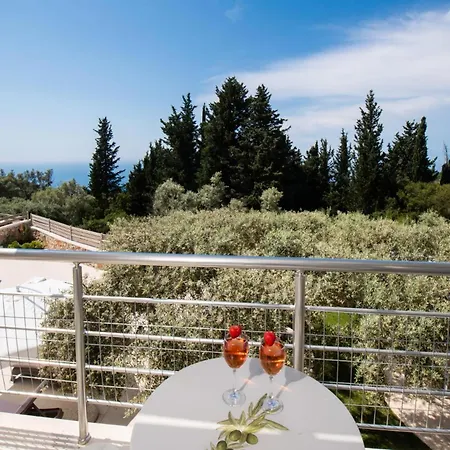 Dioni * Tsoukaládhes