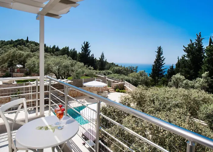 Villa Dioni By Vintage Travel Cukaládesz